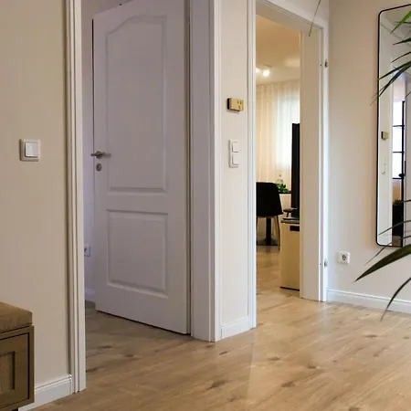 Апартаменты Nomadenhaus - Garten, Grill, Naehe Koeln